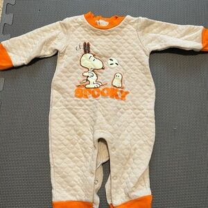 Peanuts Cream and Orange Spooky Snoopy Footie